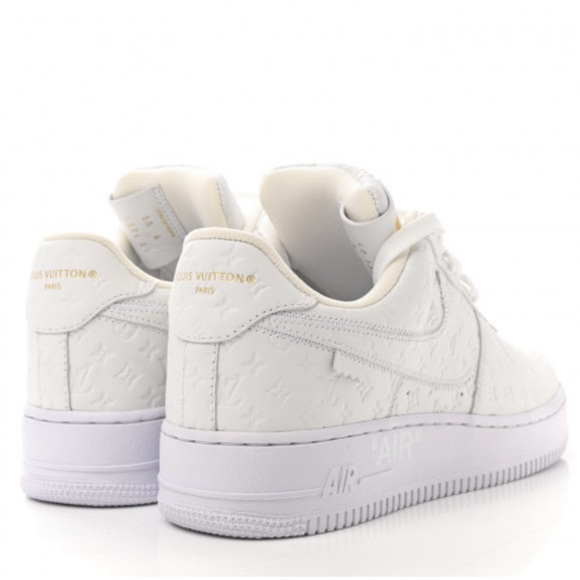 LOUIS VUITTON X NIKE SNEAKER - Picture 2 of 7